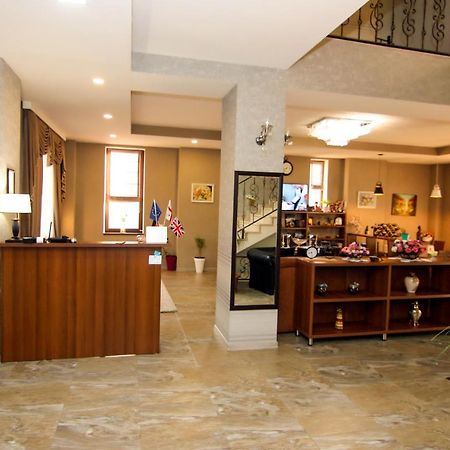 Hotel Salmer Тбилиси Екстериор снимка