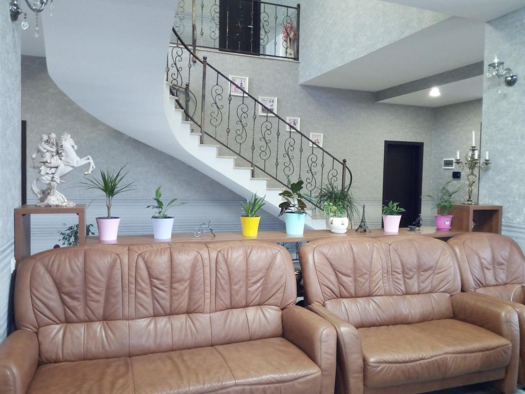 Hotel Salmer Тбилиси Екстериор снимка