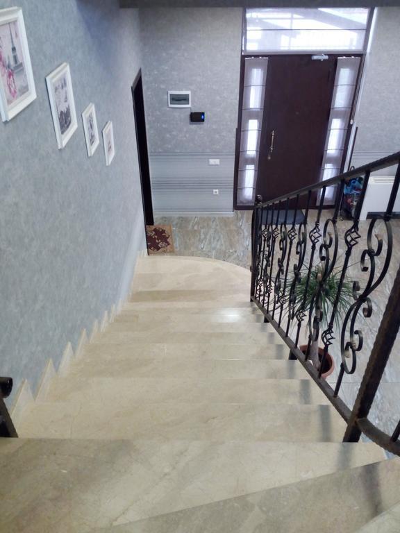 Hotel Salmer Тбилиси Екстериор снимка