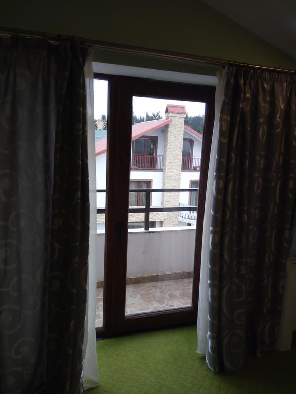 Hotel Salmer Тбилиси Екстериор снимка