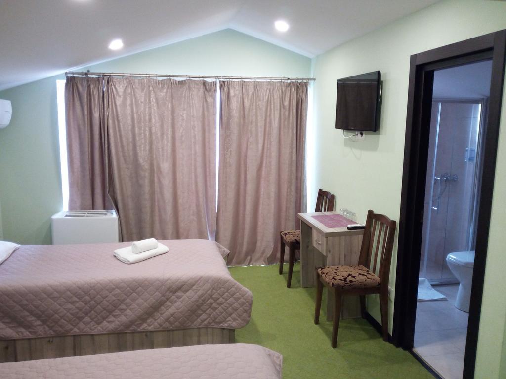 Hotel Salmer Тбилиси Екстериор снимка