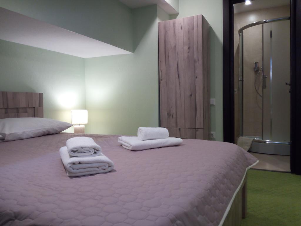 Hotel Salmer Тбилиси Екстериор снимка