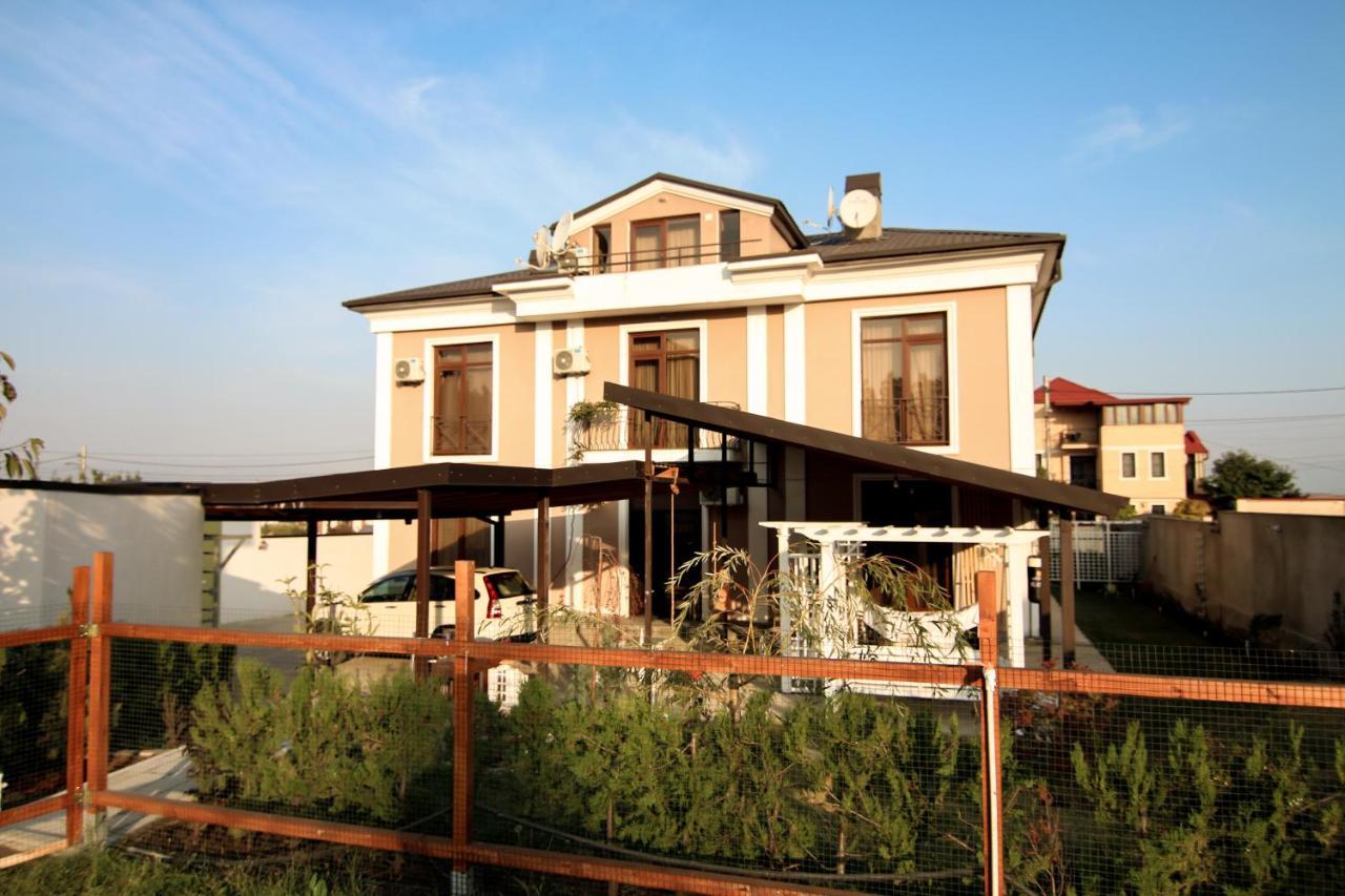 Hotel Salmer Тбилиси Екстериор снимка