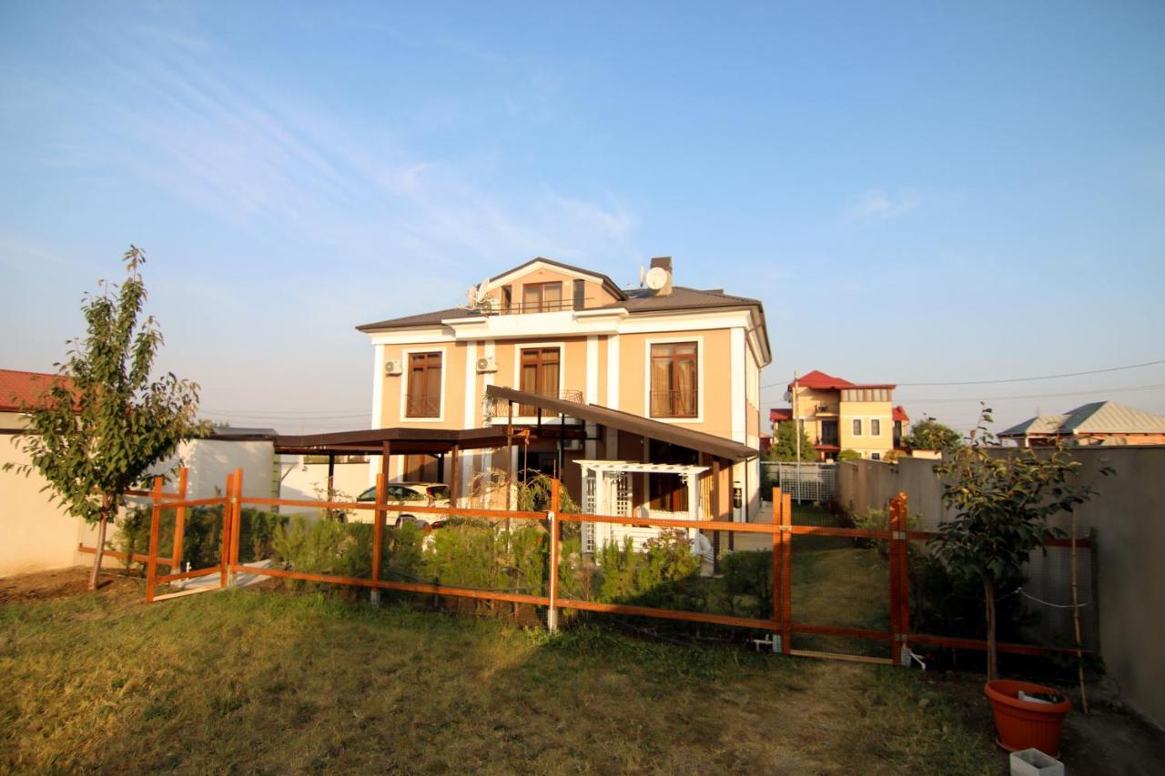 Hotel Salmer Тбилиси Екстериор снимка